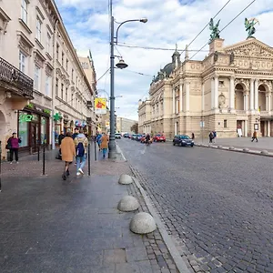  Апартаменты 39 Svobody Avenue